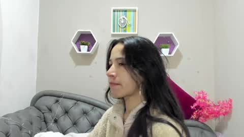 Snapshot of laskhmi_ chatting on May 11, 12:33 pm Tania online show from May 11, 12:33 pm