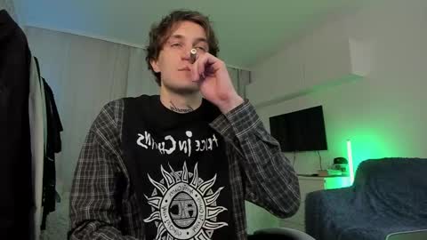 Snapshot of lastnight4you chatting on March 5, 6:01 pm acie online show from March 5, 6:01 pm