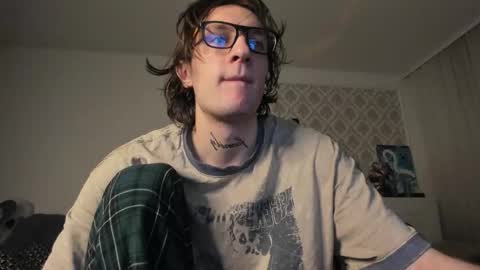 acie online show from March 1, 5:59 pm