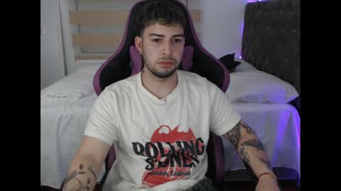 Snapshot of latam_ chatting on January 29, 6:12 am YOUR BABY online show from January 29, 6:12 am