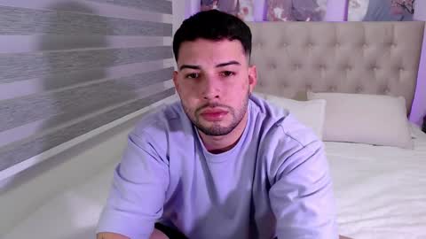 Snapshot of latam_ chatting on September 12, 4:34 am YOUR BABY online show from September 12, 4:34 am