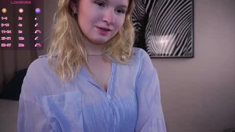 Snapshot of latanyabarthel chatting on November 13, 7:57 pm Jay online show from November 13, 7:57 pm