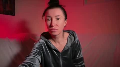 Goddess Tati Bangs Fetish online show from April 20, 10:00 pm