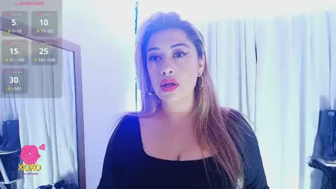 Snapshot of latex_rose_daniels chatting on April 5, 6:49 pm ROSE online show from April 5, 6:49 pm