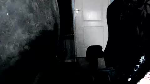 latexchris77 online show from February 7, 10:19 am