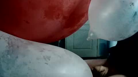 Snapshot of latexchris77 chatting on May 26, 2:18 am latexchris77 online show from May 26, 2:18 am