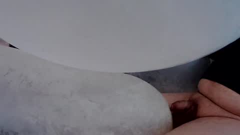 Snapshot of latexchris77 chatting on June 18, 11:03 am latexchris77 online show from June 18, 11:03 am