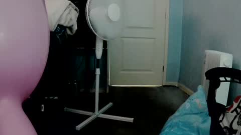 Snapshot of latexchris77 chatting on July 7, 3:49 pm latexchris77 online show from July 7, 3:49 pm