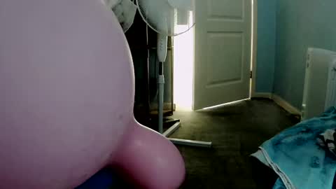 Snapshot of latexchris77 chatting on July 14, 4:34 pm latexchris77 online show from July 14, 4:34 pm