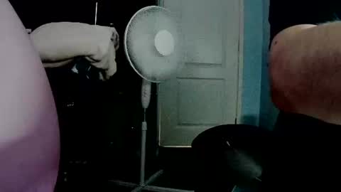 Snapshot of latexchris77 chatting on July 23, 7:34 pm latexchris77 online show from July 23, 7:34 pm