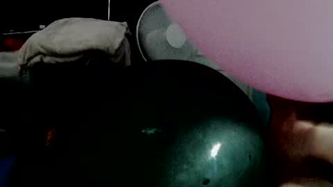Snapshot of latexchris77 chatting on July 29, 7:12 pm latexchris77 online show from July 29, 7:12 pm