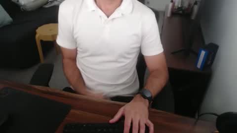 latexdave84 online show from February 26, 10:14 am