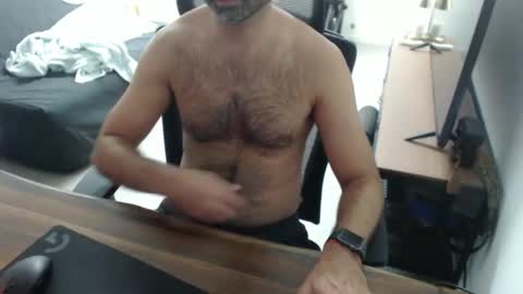 Snapshot of latexdave84 chatting on April 21, 10:32 am latexdave84 online show from April 21, 10:32 am