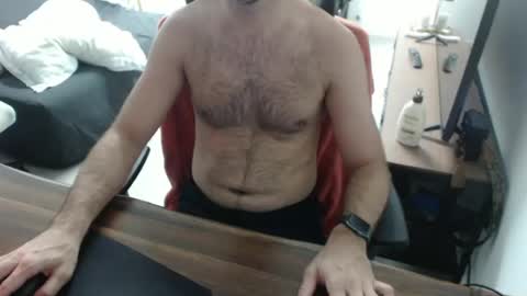 Snapshot of latexdave84 chatting on April 24, 1:41 am latexdave84 online show from April 24, 1:41 am