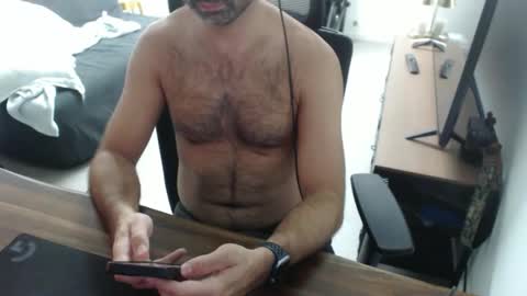 Snapshot of latexdave84 chatting on May 11, 10:21 am latexdave84 online show from May 11, 10:21 am