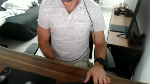 latexdave84 online show from July 10, 2:27 am