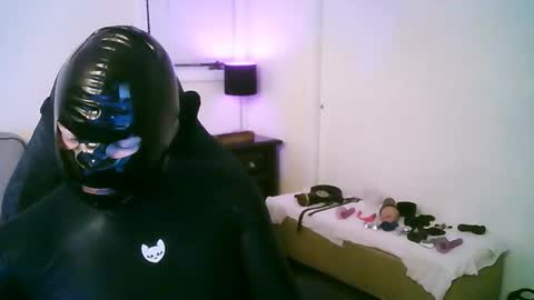 latexminheadroom online show from February 20, 5:48 am