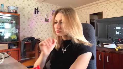 Amelia online show from March 12, 11:27 am