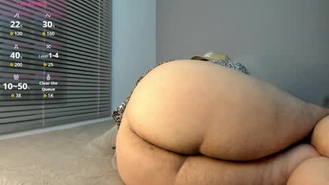 Snapshot of latin_boy_surprise chatting on June 6, 1:11 am Yisus online show from June 6, 1:11 am