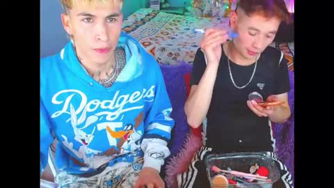 latin_boysxxx_ online show from December 1, 4:34 pm