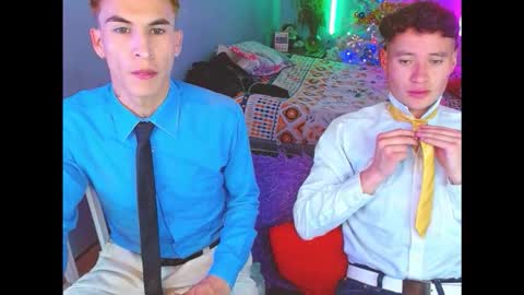 latin_boysxxx_ online show from December 15, 10:03 pm