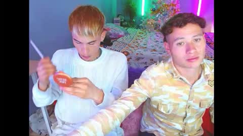 latin_boysxxx_ online show from December 17, 4:02 pm