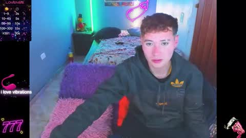 latin_boysxxx_ online show from February 21, 3:07 am