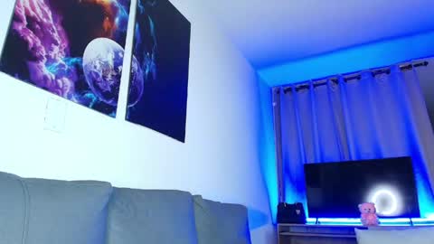 instagramlatin goddessx   im nikoll online show from June 6, 6:07 am