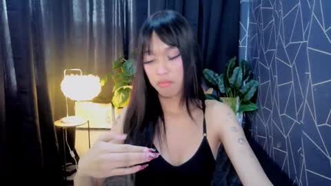 latina_andrea online show from February 20, 6:37 am
