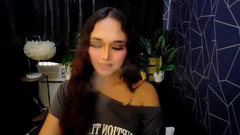 latina_kia online show from February 21, 1:06 am