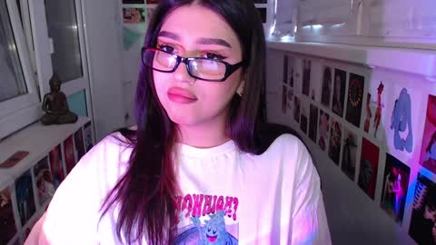 miiiiiiaaaa online show from January 15, 7:37 am