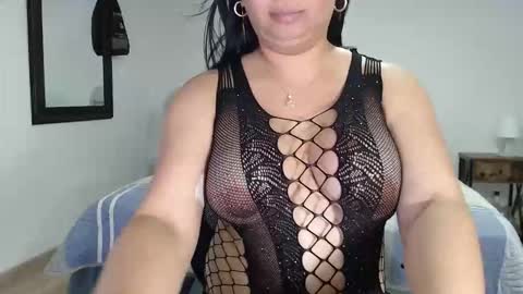 FLOR SALVAJE online show from January 16, 12:25 am