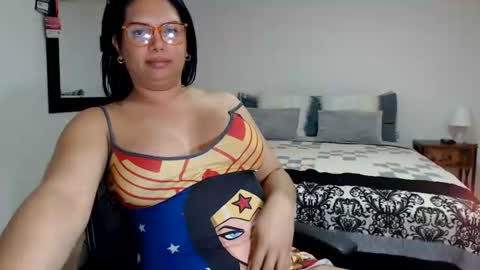 FLOR SALVAJE online show from July 16, 1:11 am