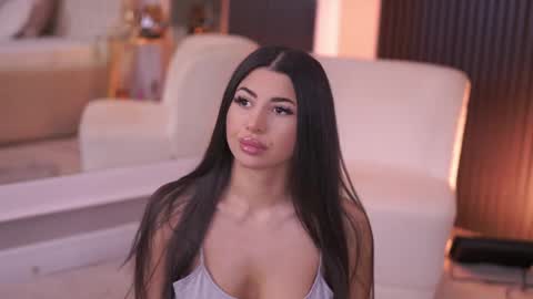 Latina online show from April 28, 6:02 pm