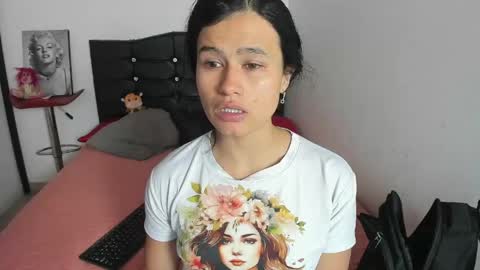 Luna  online show from April 28, 3:50 pm