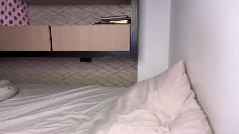 Snapshot of latinella chatting on December 22, 4:06 am Hi - online show from December 22, 4:06 am