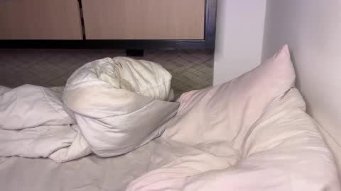 Snapshot of latinella chatting on December 27, 5:52 am Hi - online show from December 27, 5:52 am