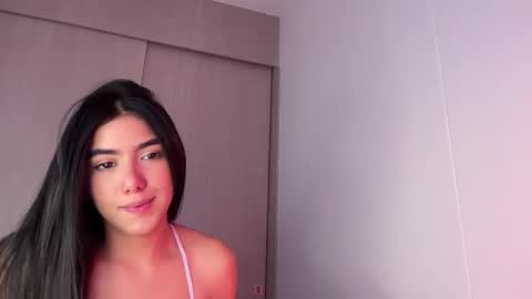 Snapshot of latinella chatting on September 20, 12:50 pm Hi - online show from September 20, 12:50 pm