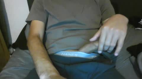 latinman7945 online show from July 15, 7:13 am
