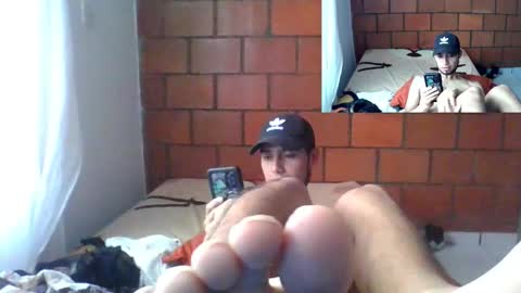 Snapshot of latinmansmoking chatting on November 11, 6:30 pm latinmansmoking online show from November 11, 6:30 pm