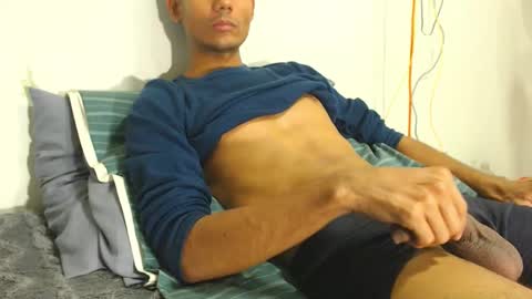 Snapshot of latinmilker chatting on January 17, 7:05 pm Andy online show from January 17, 7:05 pm