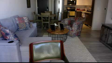 Snapshot of latinnous chatting on December 22, 7:31 pm QS - INDEPENDENT MODEL online show from December 22, 7:31 pm