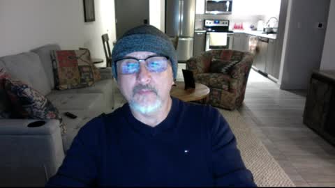 Snapshot of latinnous chatting on December 28, 11:59 pm QS - INDEPENDENT MODEL online show from December 28, 11:59 pm