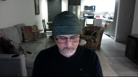 Snapshot of latinnous chatting on December 29, 4:27 am QS - INDEPENDENT MODEL online show from December 29, 4:27 am