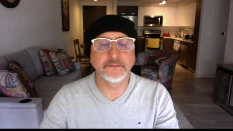 Snapshot of latinnous chatting on February 26, 5:39 pm QS - INDEPENDENT MODEL online show from February 26, 5:39 pm