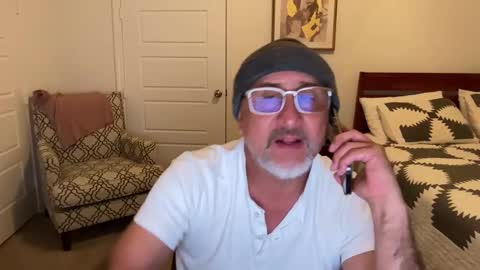 Snapshot of latinnous chatting on October 7, 1:47 am QS - INDEPENDENT MODEL online show from October 7, 1:47 am