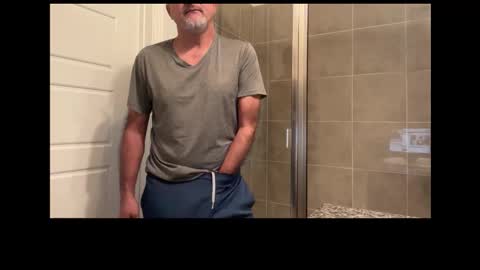 Snapshot of latinnous chatting on October 26, 5:08 pm QS - INDEPENDENT MODEL online show from October 26, 5:08 pm