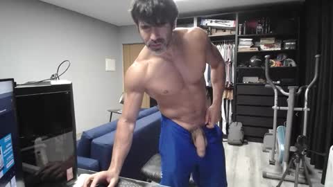 Snapshot of latino23bom chatting on September 9, 3:11 pm sam online show from September 9, 3:11 pm