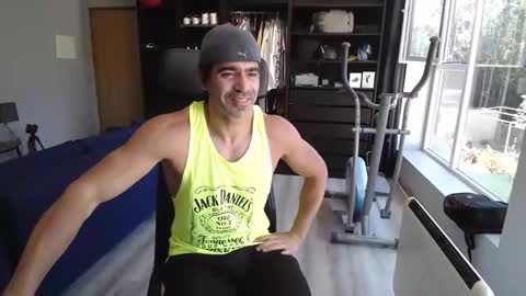 Snapshot of latino23bom chatting on October 13, 10:26 am sam online show from October 13, 10:26 am