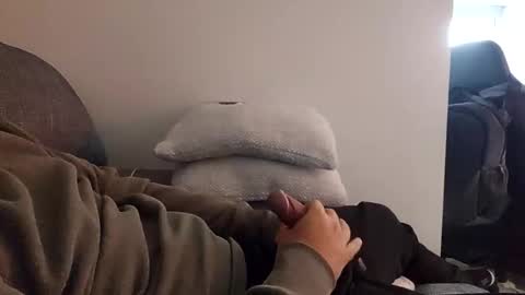 Snapshot of latino8484 chatting on November 20, 2:28 pm latino8484 online show from November 20, 2:28 pm